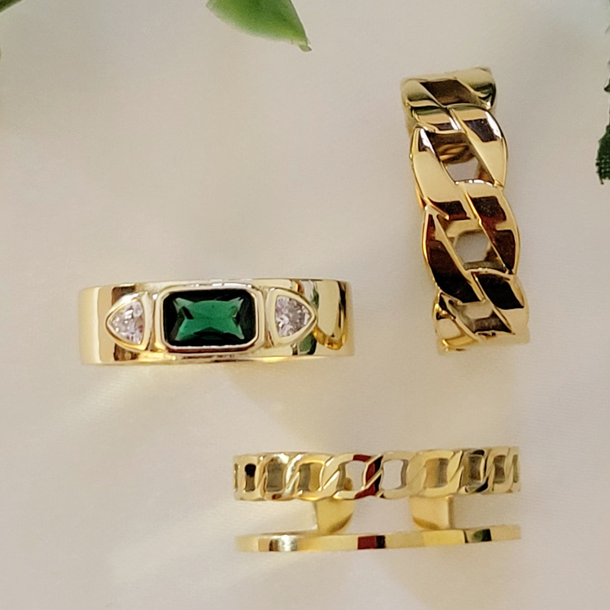 Buy Gold Engagement Rings Online At Kalyan | Custom Engagement Rings